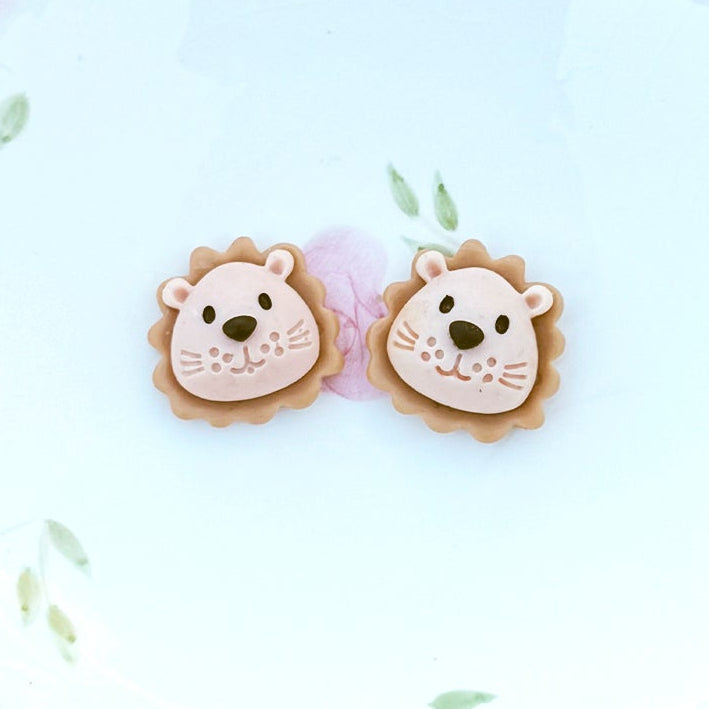 • Little Lions • Flatback Embellishments • 2 Pieces •