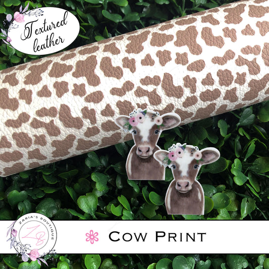 ⋅ Cow Embellishment ⋅ Flatback Resin ⋅ 2 Pieces ⋅