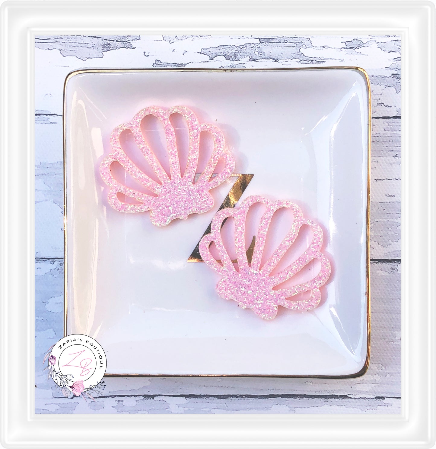 ⋅ Glitter Shells ⋅ Bow & Hair Clip Embellishments ⋅ 6 Colours ⋅