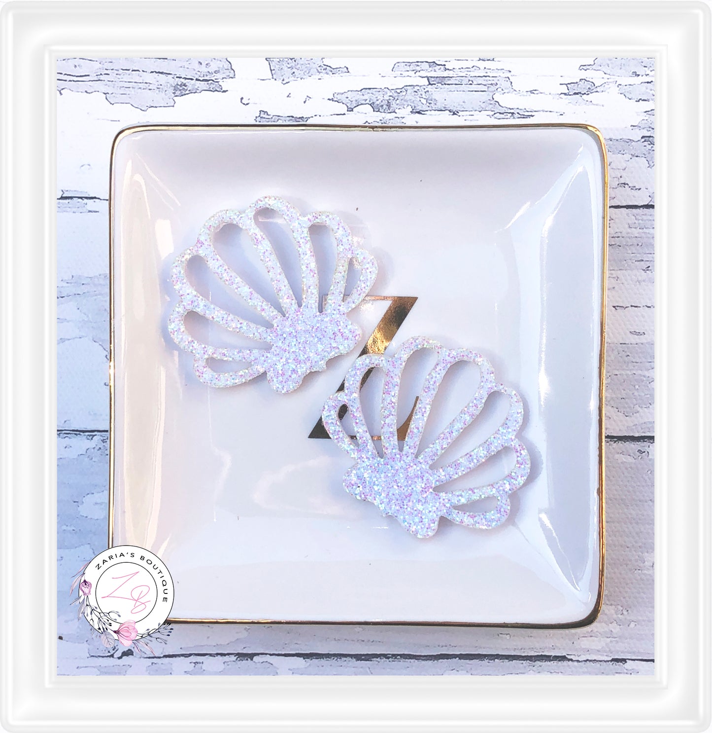 ⋅ Glitter Shells ⋅ Bow & Hair Clip Embellishments ⋅ 6 Colours ⋅