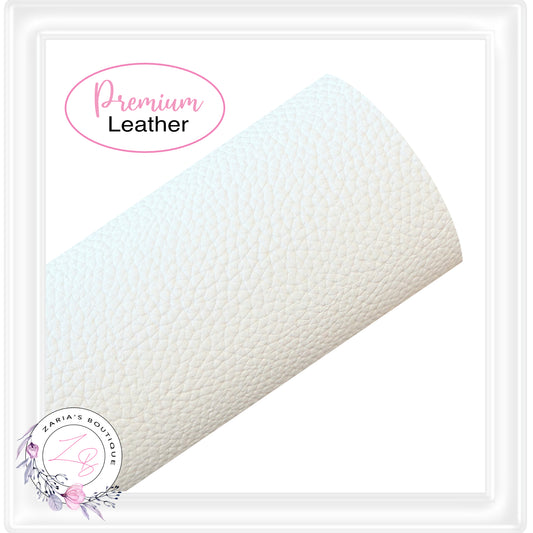 ⋅ Solid Colour Faux Leather ⋅ Pebble Grain ⋅ White ⋅